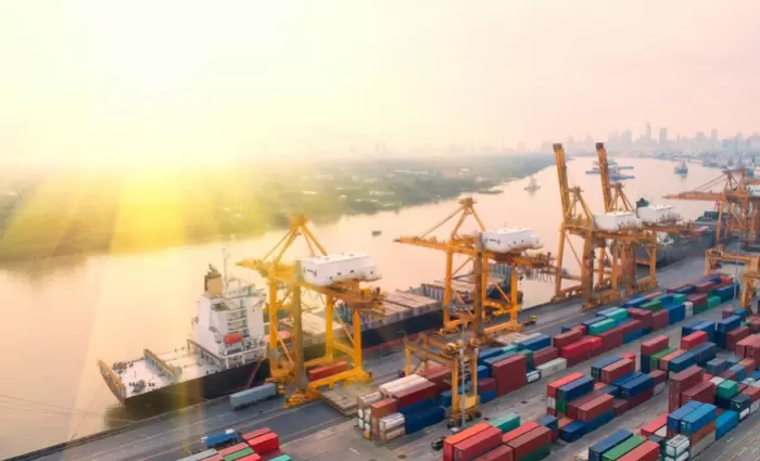 Οδηγίες Τραμπ για την εφαρμογή των νέων δασμών - Εξαιρέσεις, προθεσμίες και κίνδυνος αύξησης κόστους