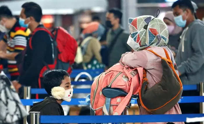 Σκάνδαλο με χρησιμοποιημένες μπατονέτες για rapid test