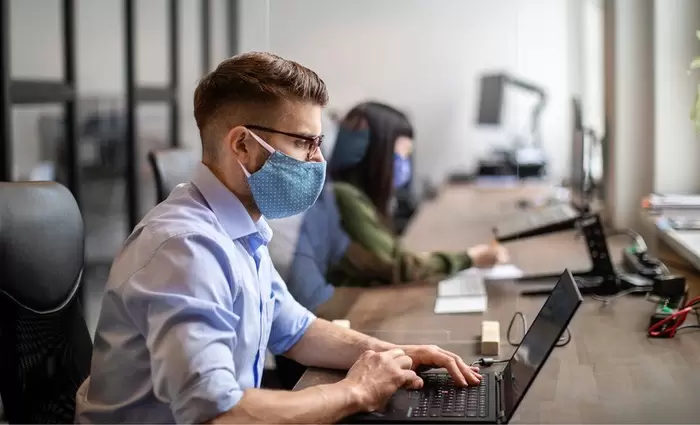 Επεκτείνονται οι δοκιμές για 4ήμερη εργασία