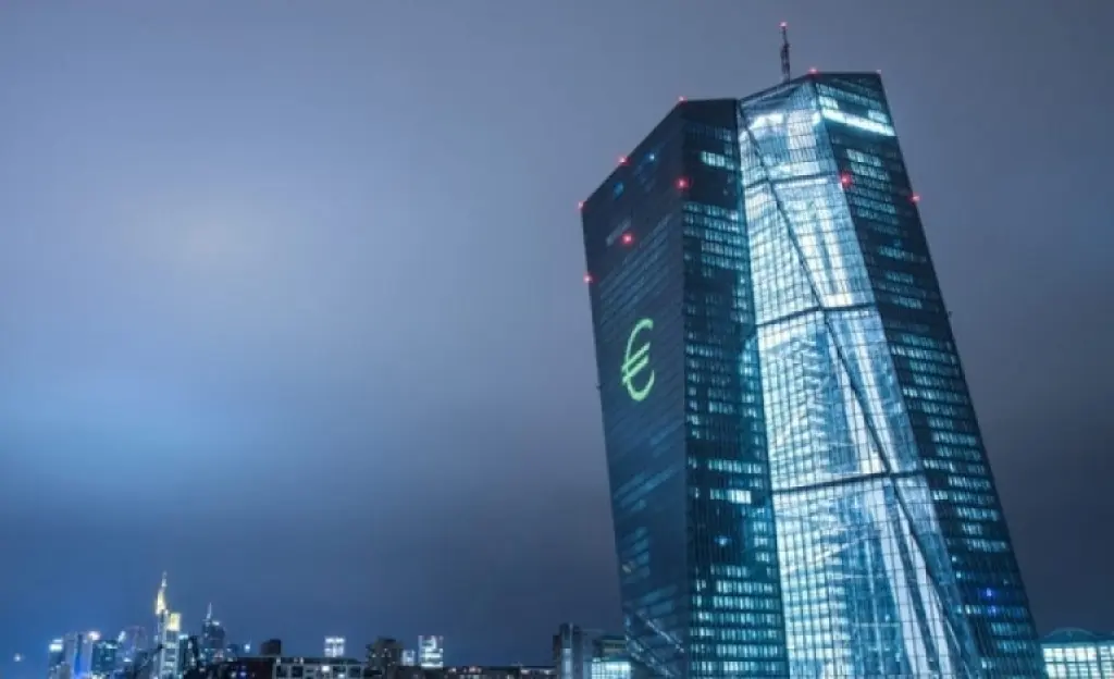 Ομόφωνα ελήφθη η τελευταία απόφαση νομισματικής πολιτικής της ΕΚΤ