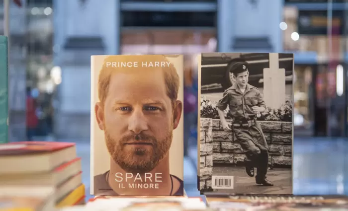 Ρεκόρ πωλήσεων για το βιβλίο του πρίγκιπα Χάρι