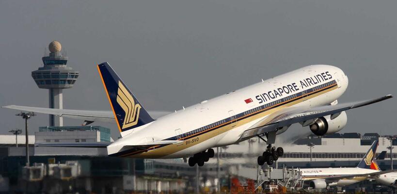 Singapore Airlines: Καταγράφει τα υψηλότερα λειτουργικά του κέρδη εξαμήνου