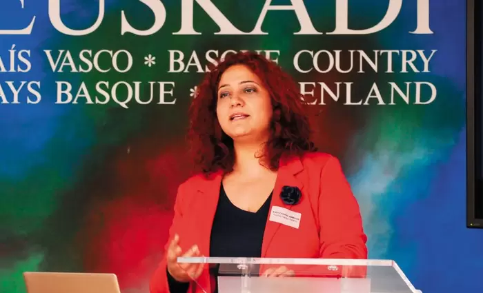 ΑΝΘΗ ΧΑΡΑΛΑΜΠΟΥΣ: Η βία δεν έχει ταξικούς ούτε μορφωτικούς περιορισμούς