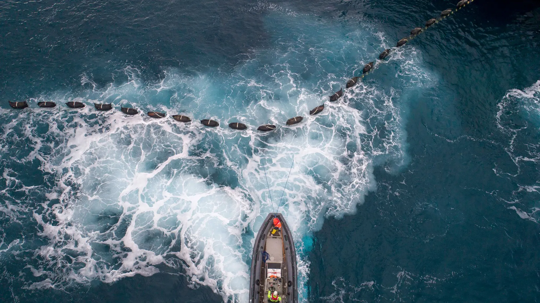 Χορός δισεκατομμυρίων για τα καλώδια Ελλάδας με Κύπρο, Ισραήλ και Γερμανία