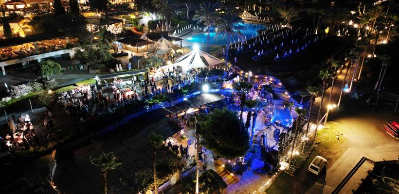 30 χρόνια αριστείας: Γιορτάζοντας την επέτειο ορόσημο του Coral Beach Hotel & Resort