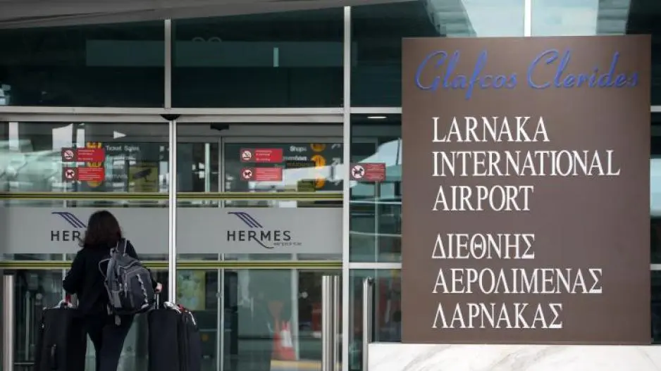 Συμβιβαστική λύση για 13ο στους εργαζομένους αεροδρομίου Λάρνακας