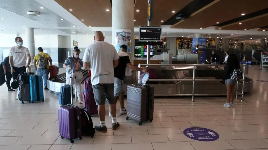 Κίνηση 1,2 εκατ. επιβατών στα κυπριακά αεροδρόμια