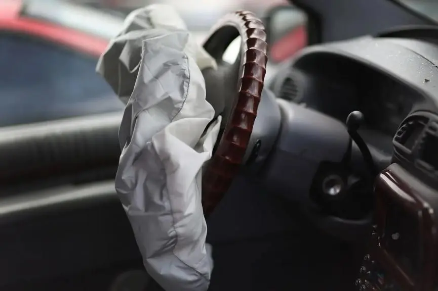 Ώρα ευθυνών για τους Takata - Καταθέτουν σήμερα οι Υπουργοί