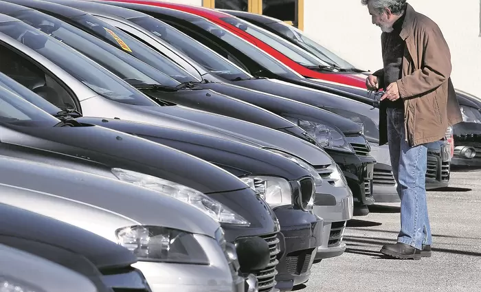 Κατακόρυφη πτώση σημείωσε η αγορά αυτοκινήτων