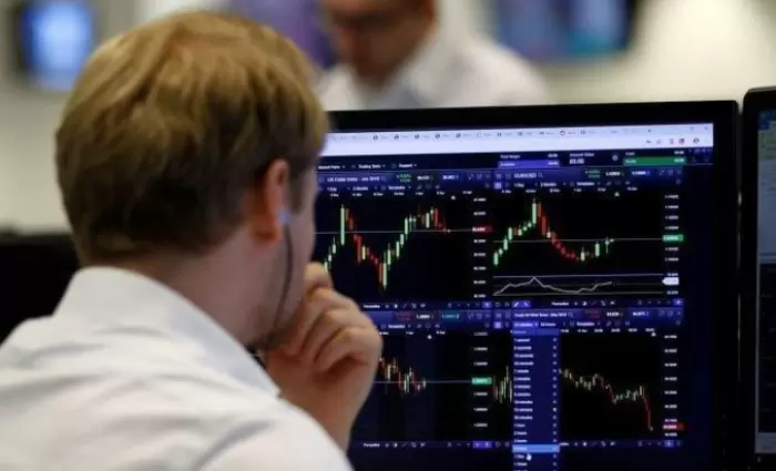 Πώς ερμηνεύονται τα υψηλά ρεκόρ στα χρηματιστήρια, τον χρυσό και το bitcoin