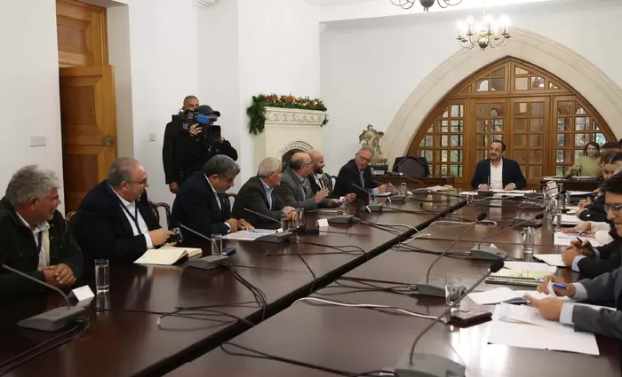 Σε αναμονή για εξαγγελίες τη Δευτέρα από Κυβέρνηση οι αγροτικές οργανώσεις