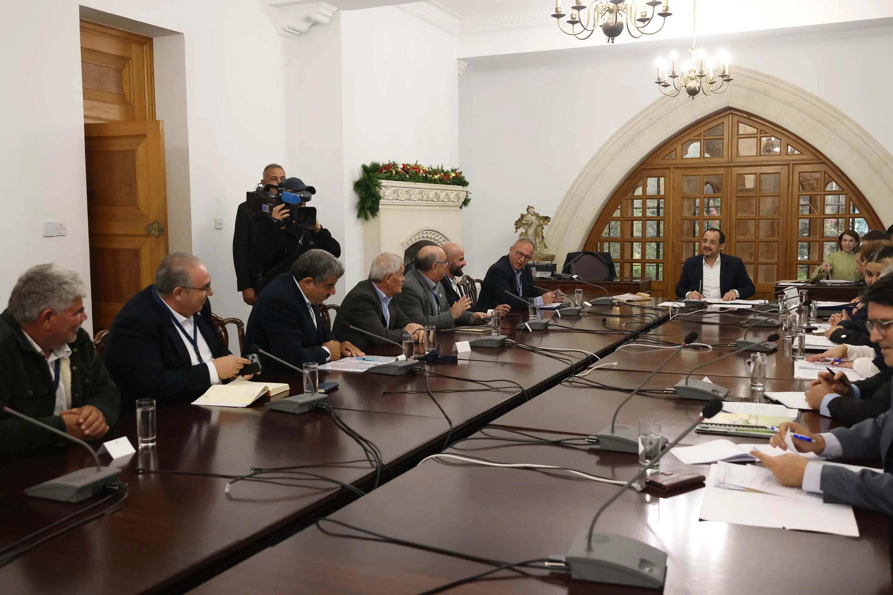 Σε αναμονή για εξαγγελίες τη Δευτέρα από Κυβέρνηση οι αγροτικές οργανώσεις