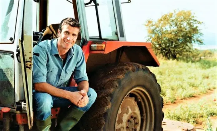 Ενημερώνει νέους αγρότες το Υπ. Γεωργίας για σχέδια χρηματοδότησης €70 εκατ.