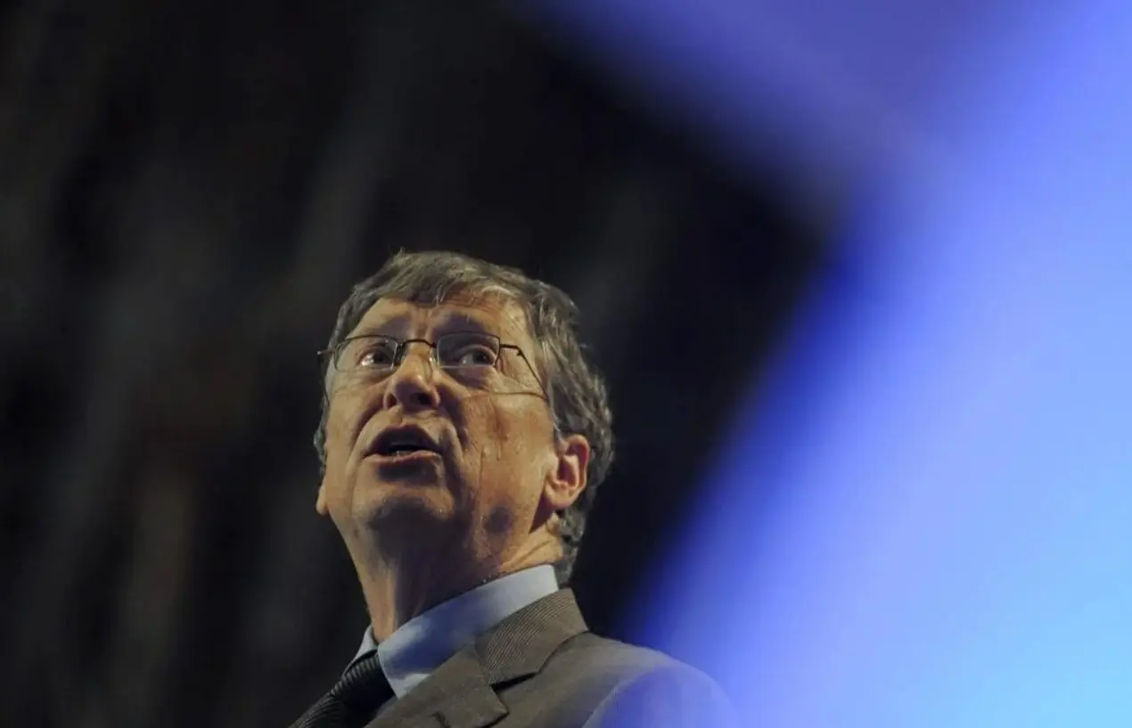 Μπιλ Γκέιτς για AI: Μπορεί να καλύψει τα κενά στην ιατρική και την εκπαίδευση