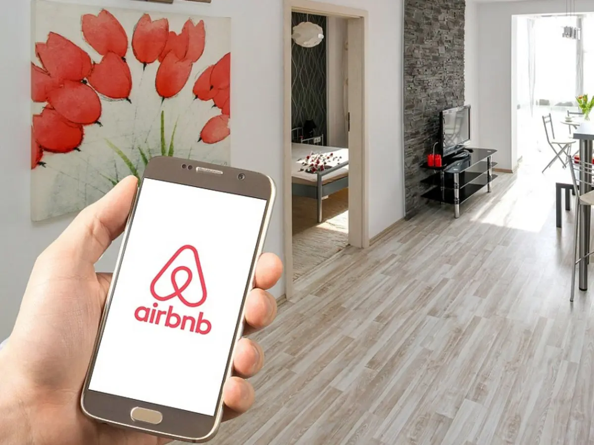 Airbnb: Έρχονται αλλαγές σοκ στη βραχυχρόνια μίσθωση
