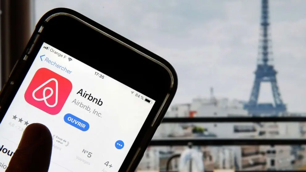 Η Airbnb «θριάμβευσε» έναντι των Γάλλων ξενοδόχων