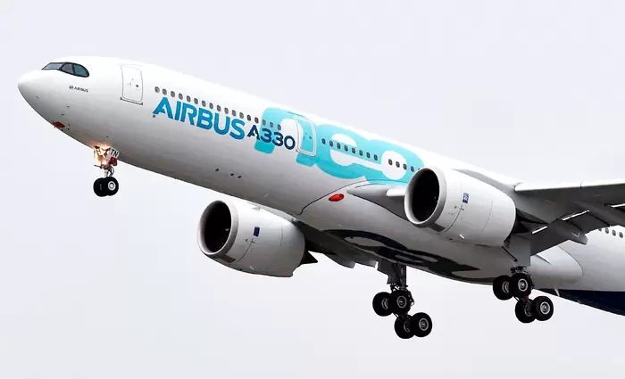 Πιθανή μια μεγάλη παραγγελία αεροσκαφών Airbus από την Κίνα, λέει το Bloomberg