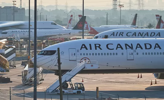 Στον αέρα ξανά η Air Canada μετά από συμφωνία με τους απεργούς