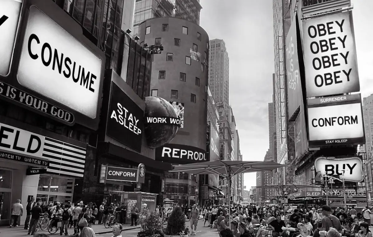 Black Friday: Ξέρουμε τι κάνει στο πορτοφόλι μας - Τι κάνει όμως στον εγκέφαλό μας;