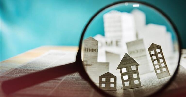 Ρυθμιστικά Διλήμματα: Η επίδραση των βραχυχρόνιων μισθώσεων στην τοπική Οικονομία