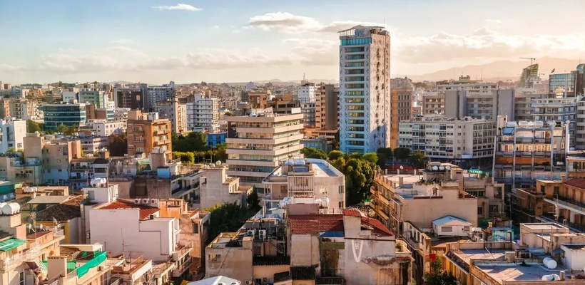 Στα €2,5 δισ. η αγορά καινούργιων κατοικιών το 2025 – Διαμερίσματα οκτώ στις 10 πωλήσεις