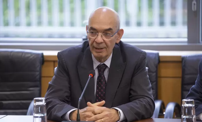 Υπ. Μεταφορών: Η Κυβέρνηση παρακολουθεί την κατάσταση στη Μ. Ανατολή