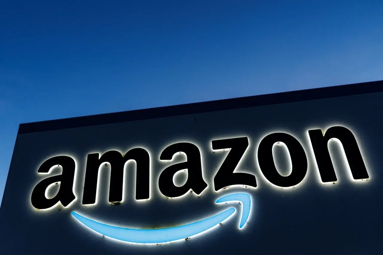 Amazon: Νέες απολύσεις στο πλαίσιο αναδιοργάνωσης
