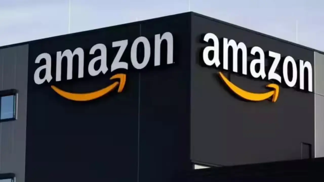 Amazon: Σταθερές οι εποχικές προσλήψεις εν μέσω πτώσης της αμερικανικής αγοράς εργασίας στις γιορτές