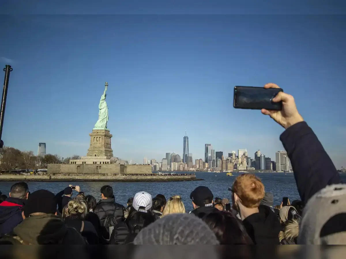 Καταστροφικό το 2025 για τον τουρισμό στις ΗΠΑ: Ετοιμάζονται για απώλειες $12,5 δισ.