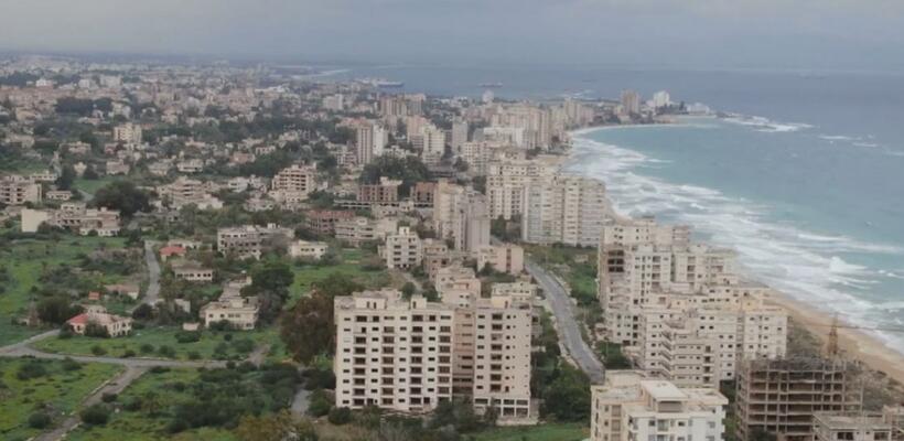 Κατεχόμενα: Εργατικές κατοικίες στα Βαρώσια