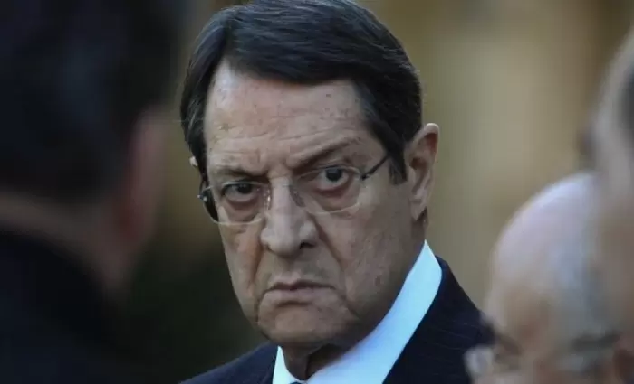 Χρυσά διαβατήρια: 