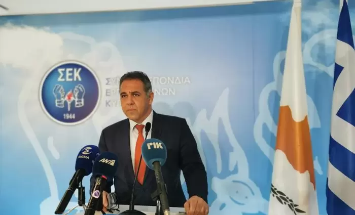 Μάτσας: «Πυροτέχνημα» η εξαγγελία για καθολική ΑΤΑ