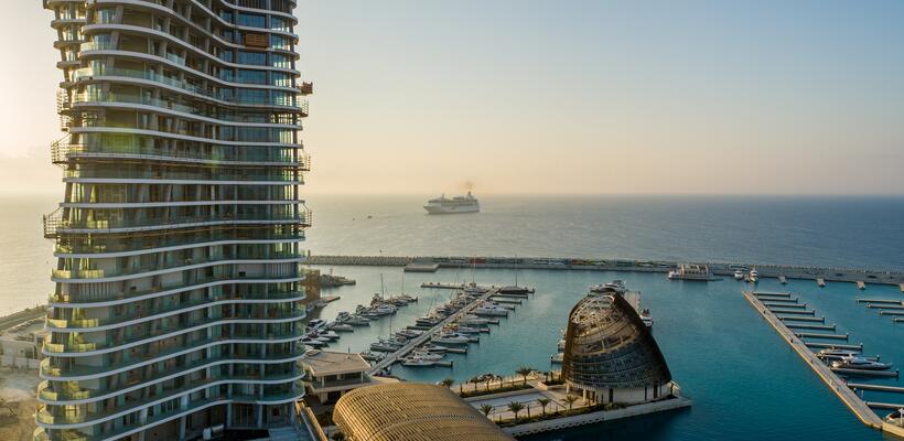 Το Rhapsody of the Seas στην Μαρίνα της Αγίας Νάπας