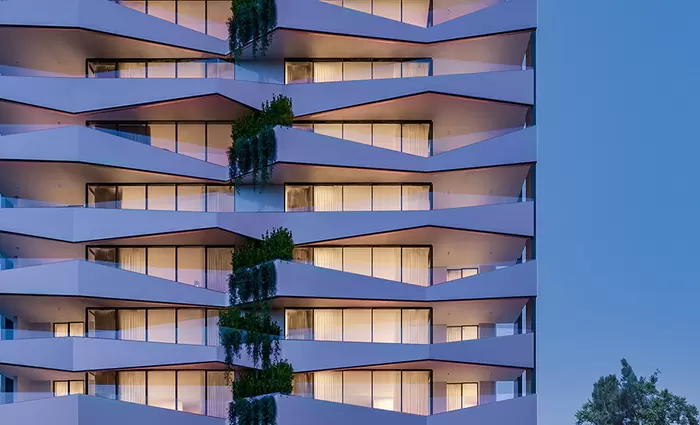 Μοντέρνα πολυκατοικία στο κέντρο της πρωτεύουσας