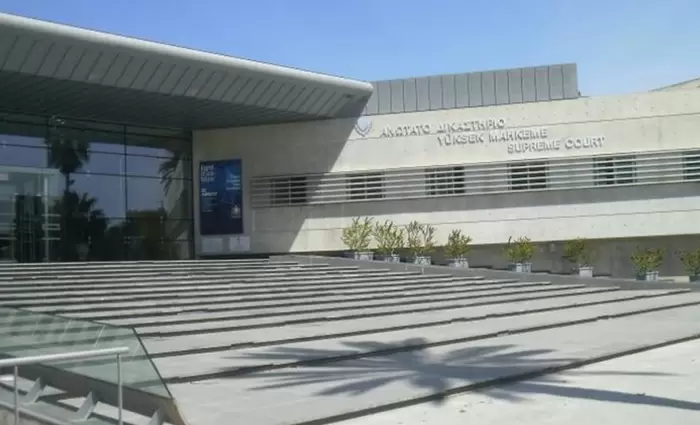 Δεν δικαίωσε τους δημοσίους υπαλλήλους το Ανώτατο Δικαστήριο