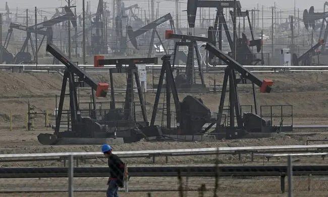 Μεικτές τάσεις καταγράφονται στη διαμόρφωση τιμών πετρελαίου στις ασιατικές αγορές