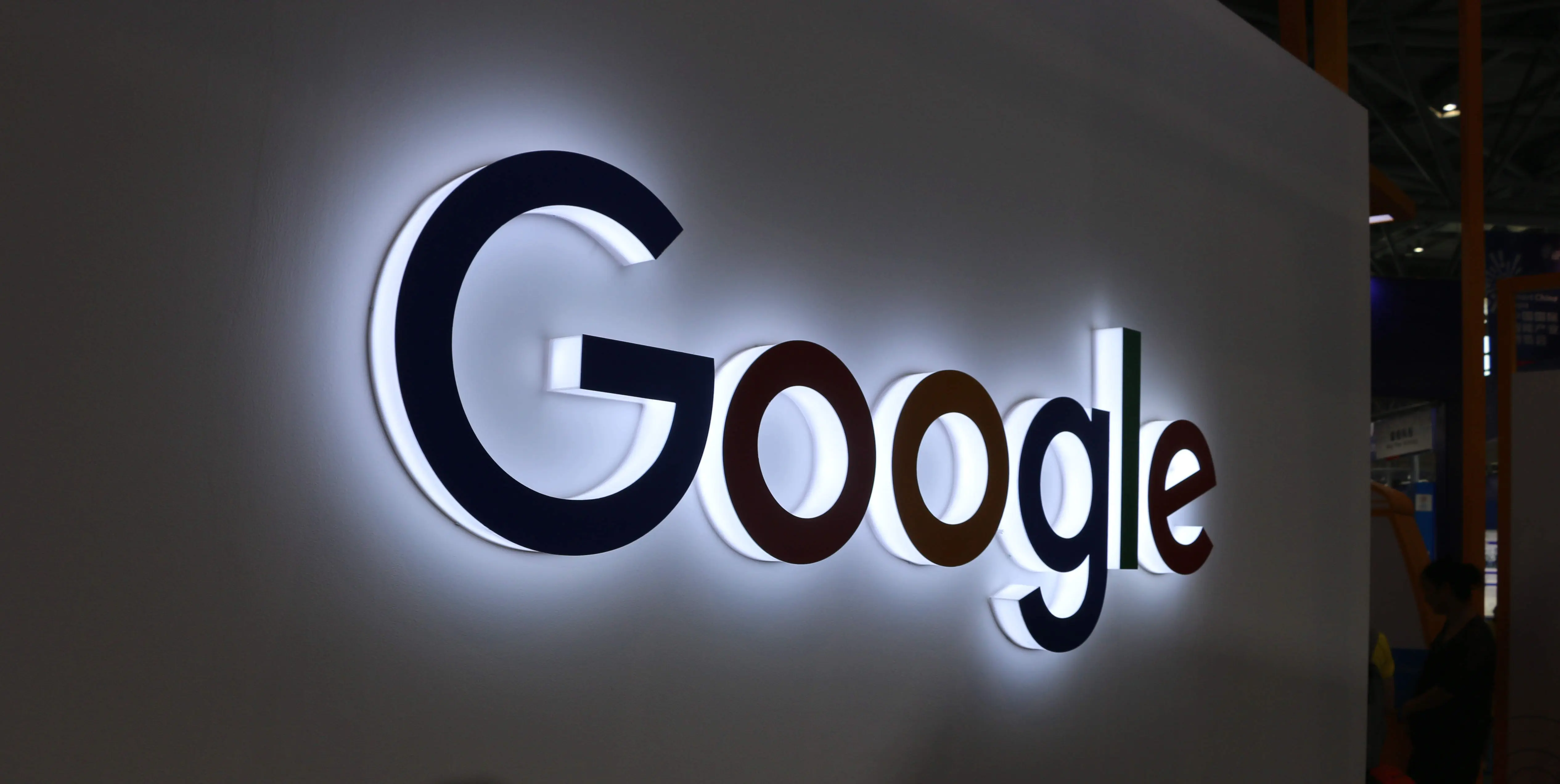 Ελληνικές οργανώσεις κατηγορούν την Google για παρακολουθήσεις