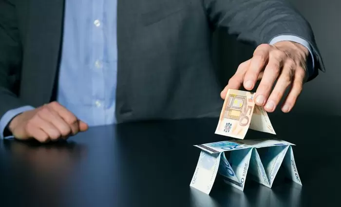 Metamax: Νέα αναβολή στην υπόθεση της επενδυτικής πυραμίδας