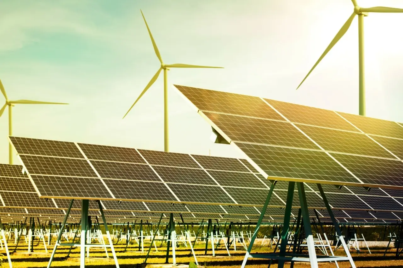 Ηλεκτρικά οχήματα, AI, φάρμακα: Οι παράγοντες που επηρεάζουν την πράσινη μετάβαση