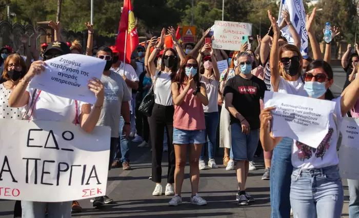 Οι συντεχνίες ζητούν διάλογο για την εργοδότηση στα απογευματινά μαθήματα