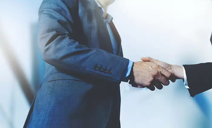 Σε εφαρμογή από αύριο ο νόμος για το Lobbying - Τι προβλέπει