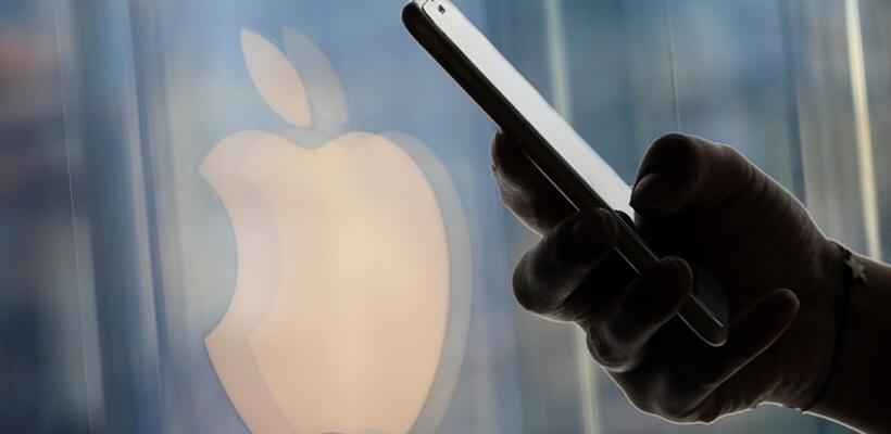 Η Apple στρέφεται στην Ινδία για να αντιμετωπίσει τους δασμούς Τραμπ στην Κίνα