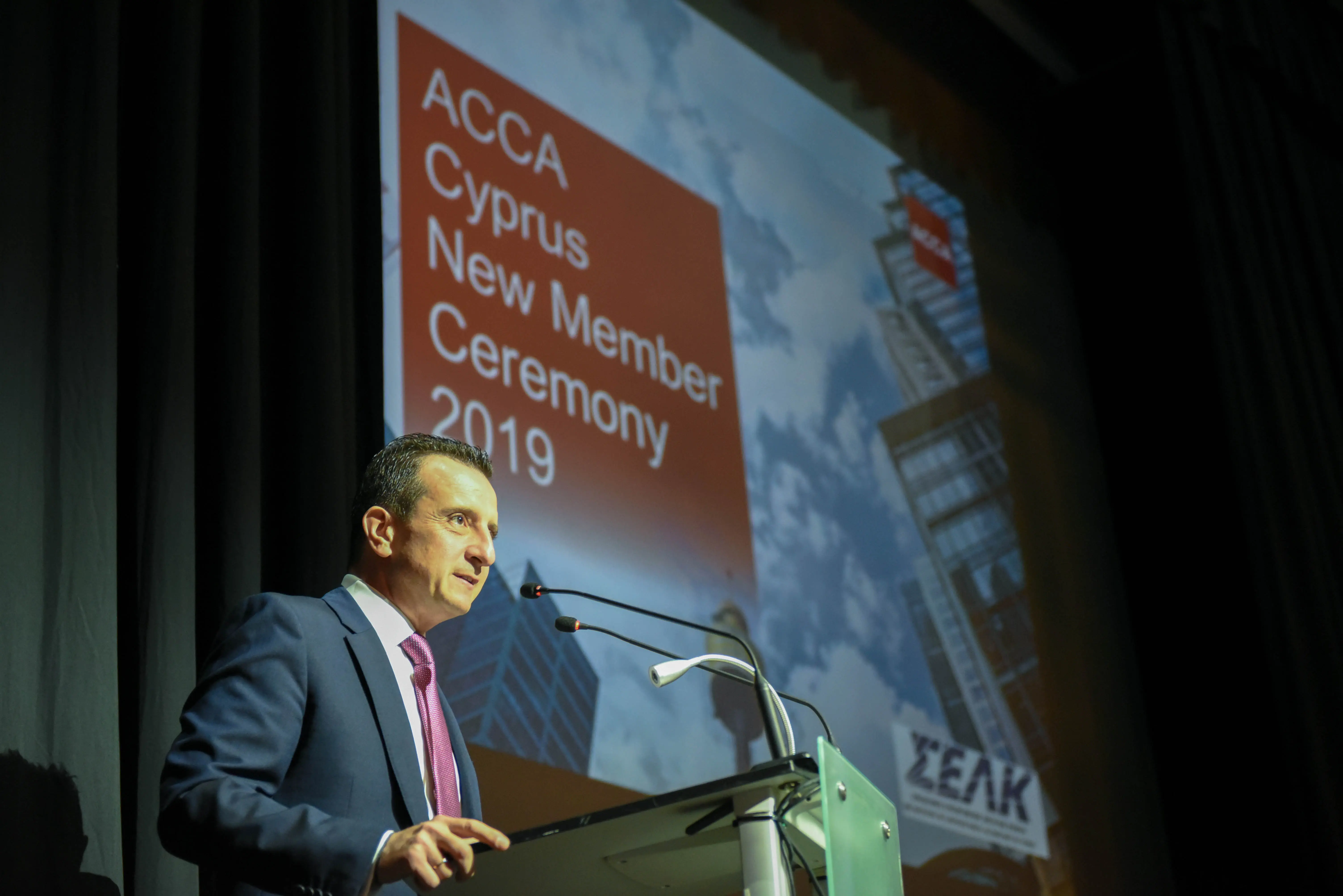 Ο ΣΕΛΚ δίπλα στα νέα μέλη του ACCA και τους φοιτητές 