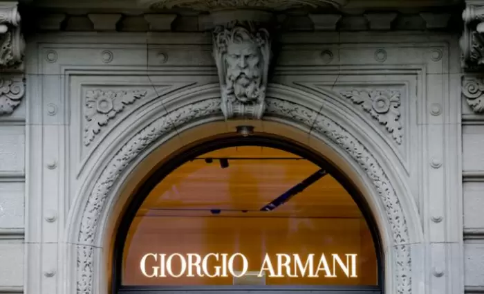 Armani: Ο θάνατός του εκτοξεύει την αναζήτηση για vintage δημιουργίες