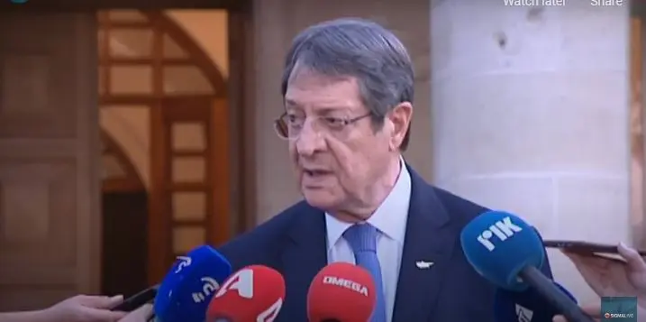 Η δήλωση Αναστασιάδη για το βραχιολάκι στους ανεμβολίαστους (ΒΙΝΤΕΟ)