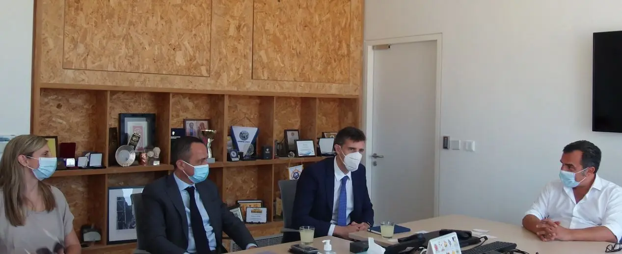 Γιωρκάτζης και εκπρόσωποι ΝΟΚΙΑ & Cyta τα είπαν για 