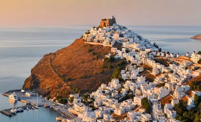 Αυτά είναι τα 5 καλύτερα ελληνικά νησιά για εναλλακτικό τουρισμό