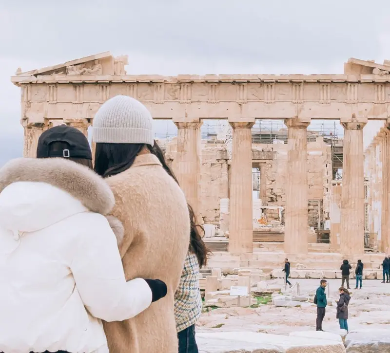 Πώς η Ελλάδα «ξεκλειδώνει» τουριστικά την Ινδία και την Κίνα