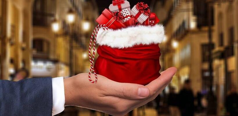 Έρχεται νέα αύξηση δανειστικών επιτοκίων ενόψει Χριστουγέννων