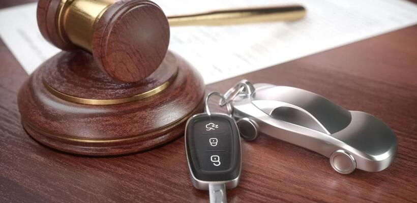 Βγαίνουν «στο σφυρί» αυτοκίνητα από €400